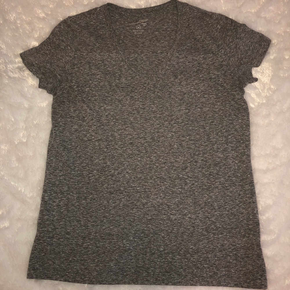 Short sleeve tee